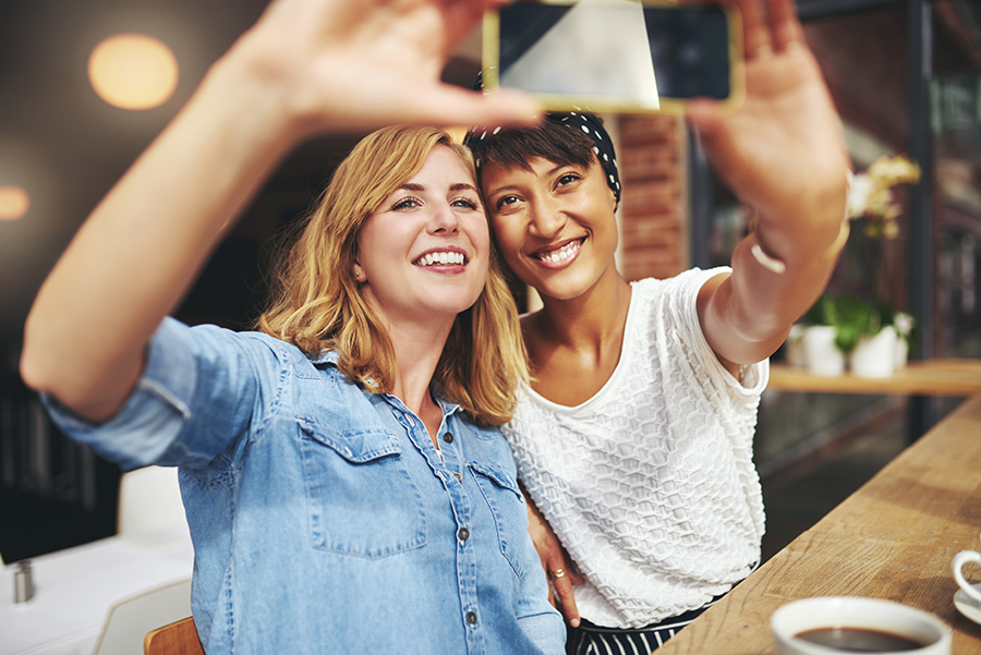 Optometry Impact: Retinal Selfies & Smartphone Trends